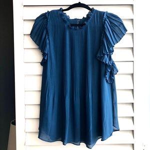Ann Taylor Short sleeve Pleated Blouse, Blue, size L